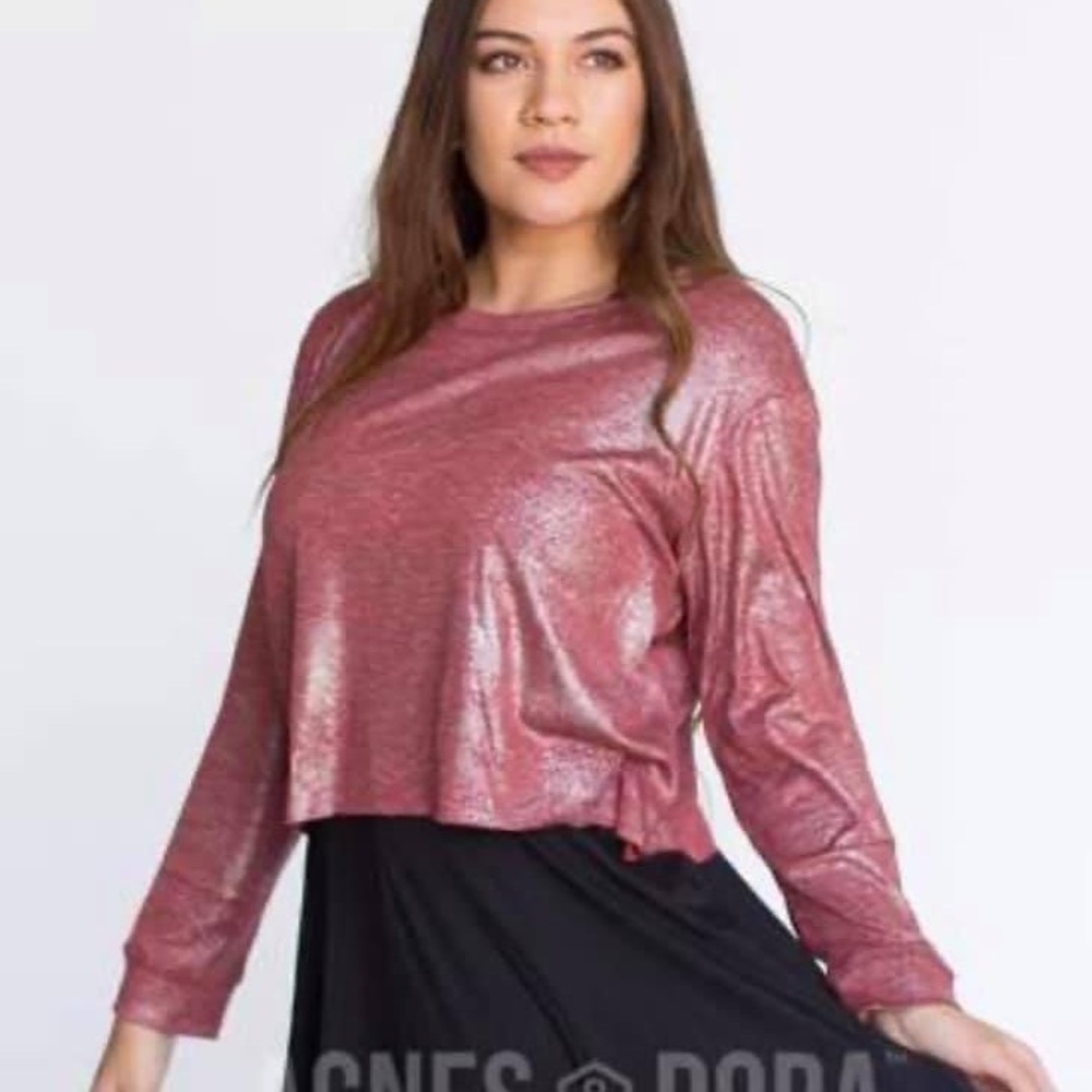 Metallic pullover